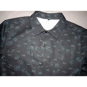 Lululemon Short Sleeved Stretch Black Geometric Button Up Shirt Men's Large